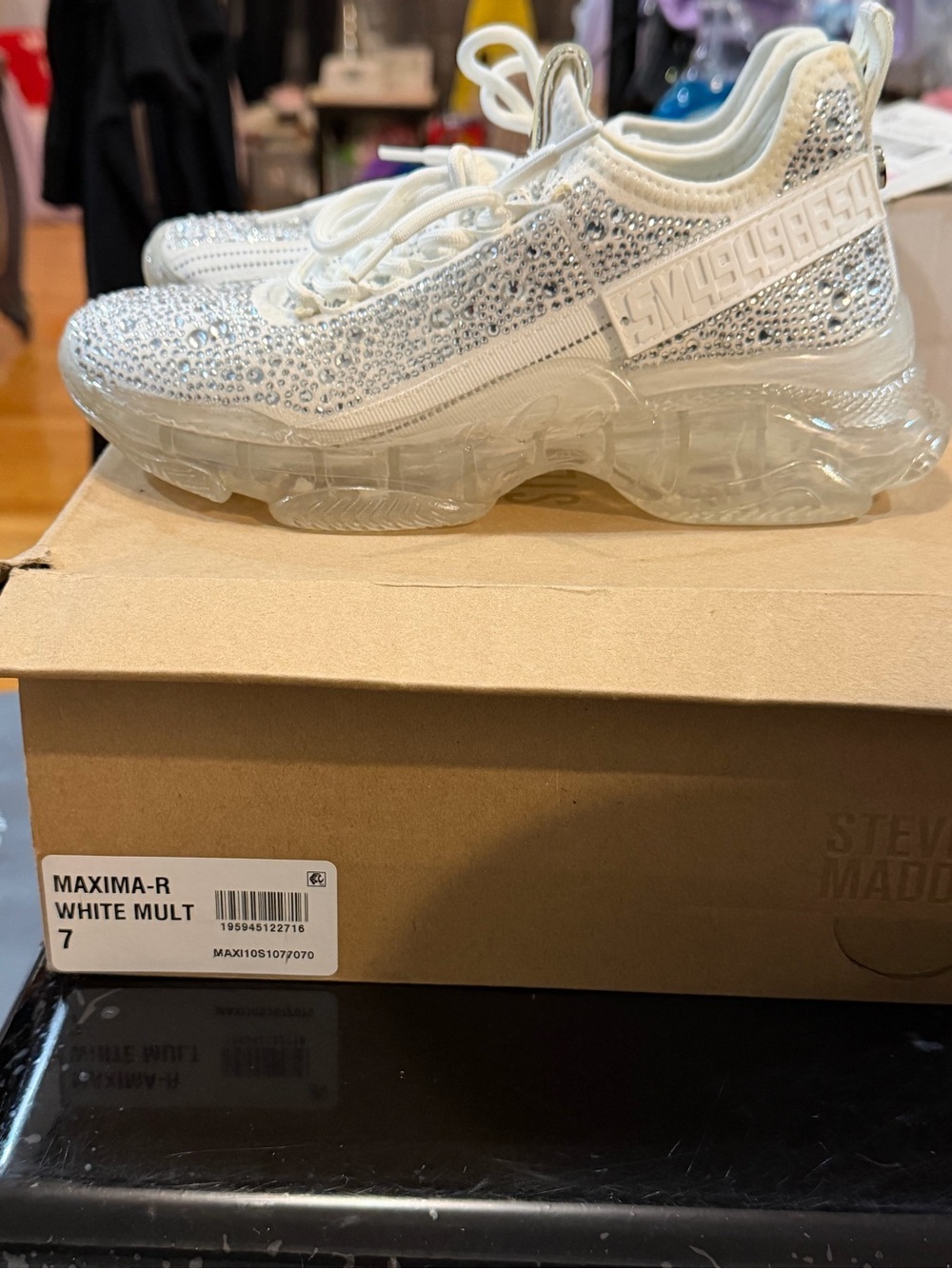 Steve Madden MAXIMA-R White Crystal Embellished Platform Sneaker BNIB Size 6.5